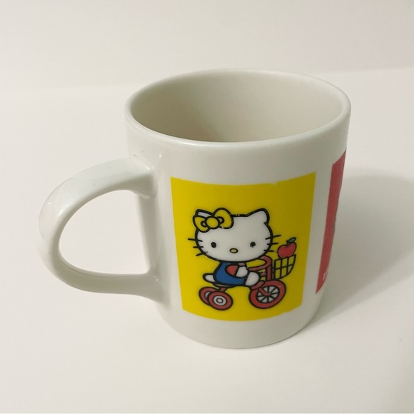 2000 Sanrio Hello Kitty Ceramic Kids Mug - Picture 5 of 16